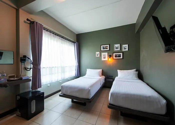 Bb House Rambuttri2 บีบี เฮ้าส์ รามบุตรี2 3*
