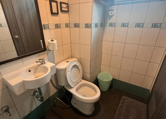 Hotel Bb House Rambuttri2 บีบี เฮ้าส์ รามบุตรี2
